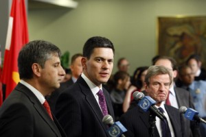 David Miliband (centre), Secretary of State for Foreign and Commonwealth Affairs of the United Kingdom of Great Britain and Northern Ireland, addresses correspondents following a Security Council meeting on the situation in the Middle East. From left to right: Michael Spindelegger, Federal Minister for European and International Affairs of Austria; Mr. Miliband; and Bernard Kouchner, Minister for Foreign Affairs of France. 11 May 2009.